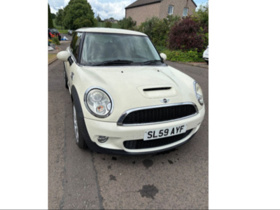 2009 Mini Cooper S, Selling for Spares or Repair